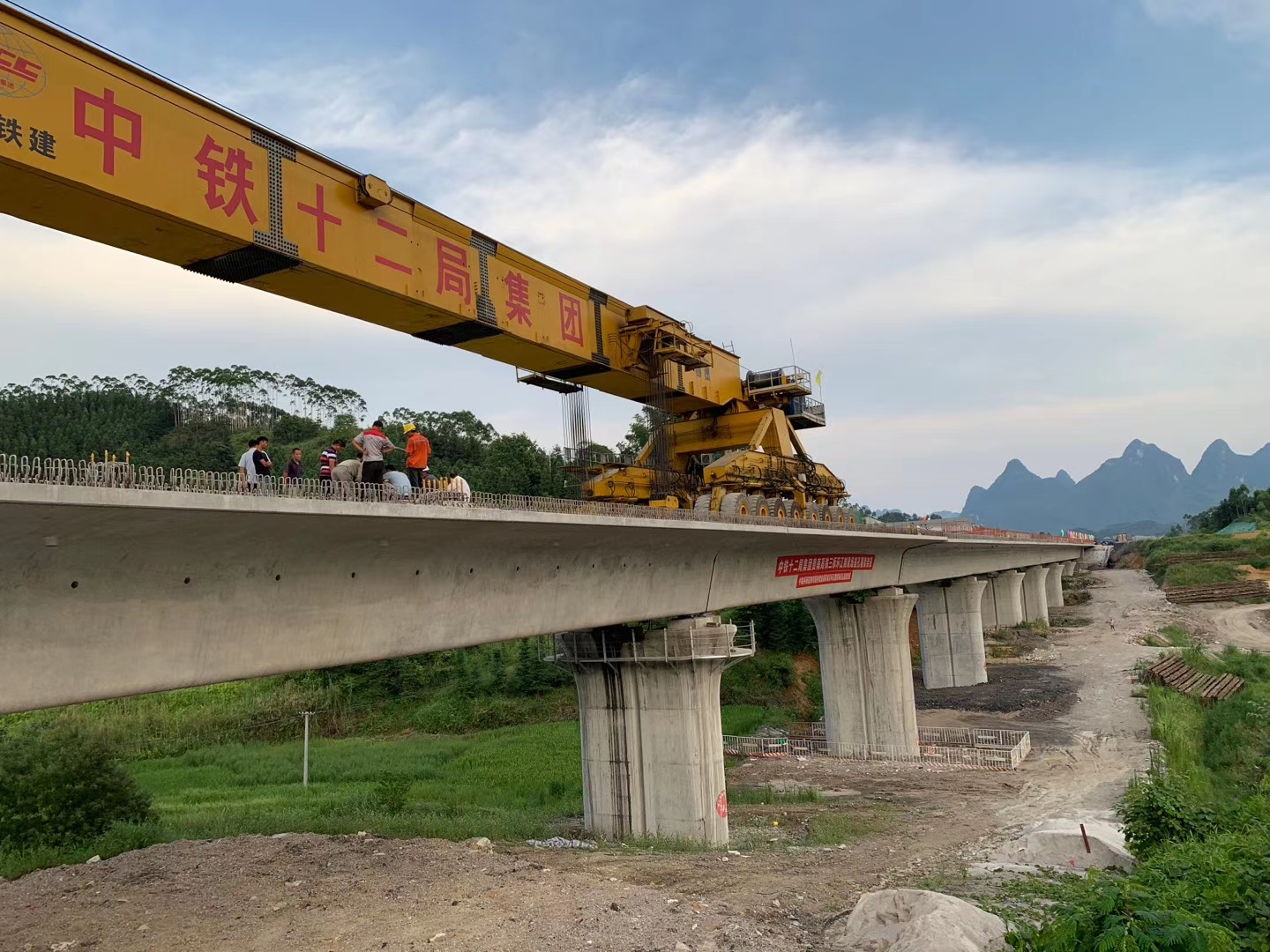 鹤壁预应力加固在公路桥梁施工应用